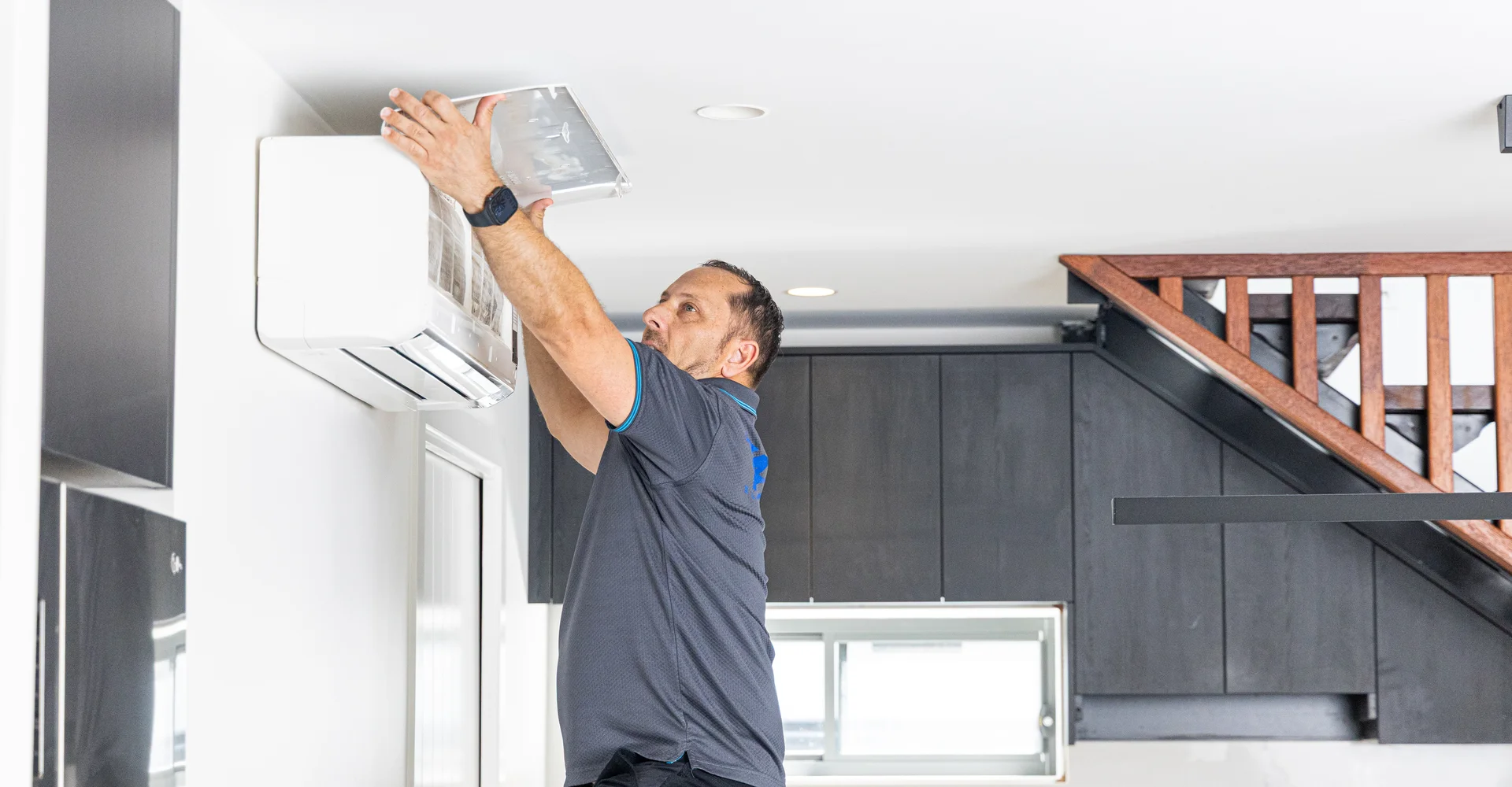 Air Conditioning Runaway Bay, licensed air conditioning technicians serving Runaway Bay